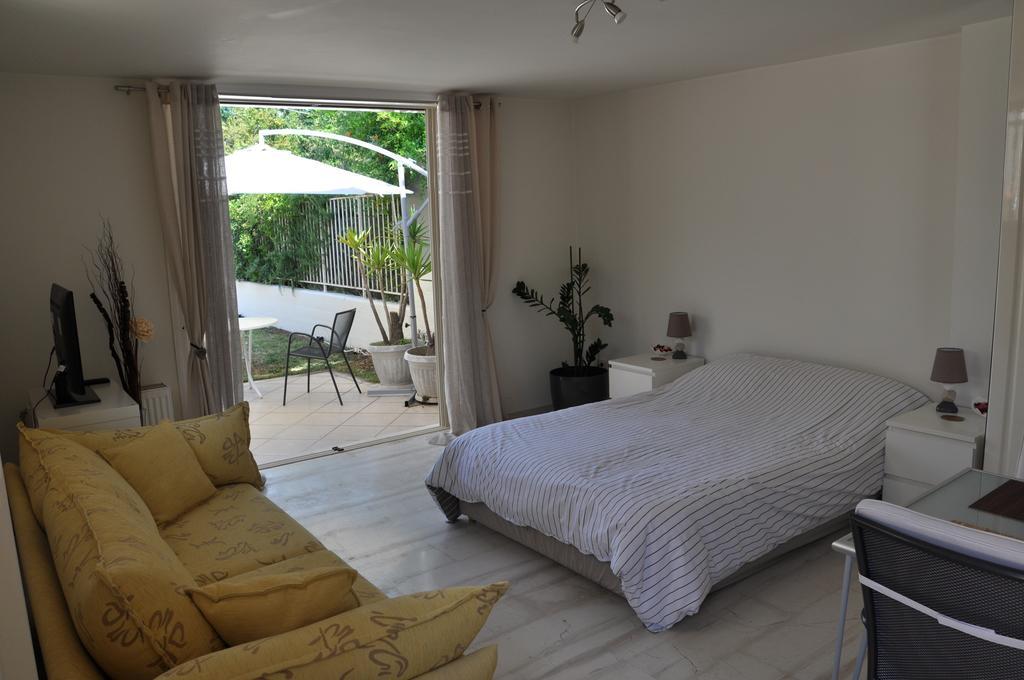 Cosy Studio With Garden / Individual Apartment Athens Exterior photo